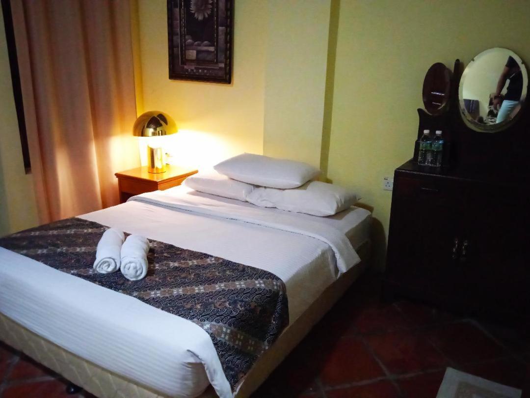 Cintra House 2* George Town